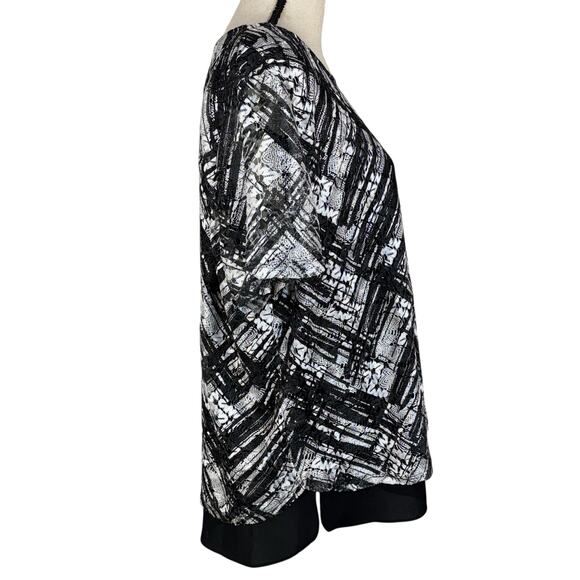 Alfred Dunner X-Large Top Abstract Stretch Crochet Lace Overlay Lined Side Slits - Picture 4 of 8